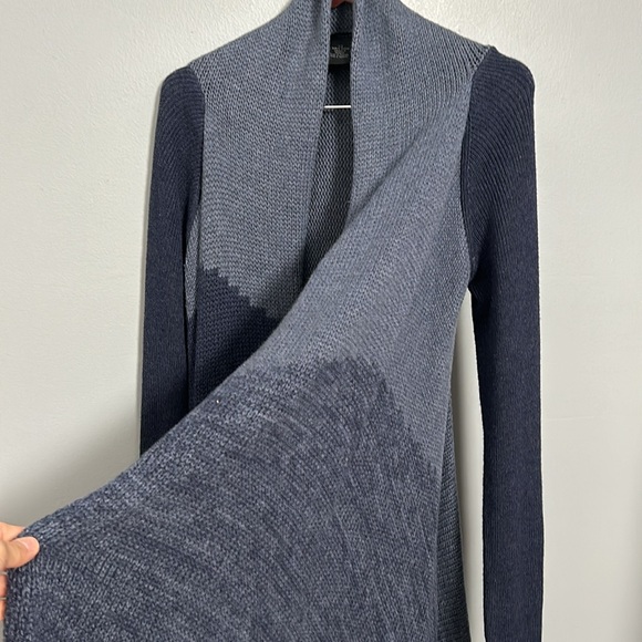 Calvin Klein Wrap Blue Asymmetrical Open Front Sweater size Large - Picture 11 of 16